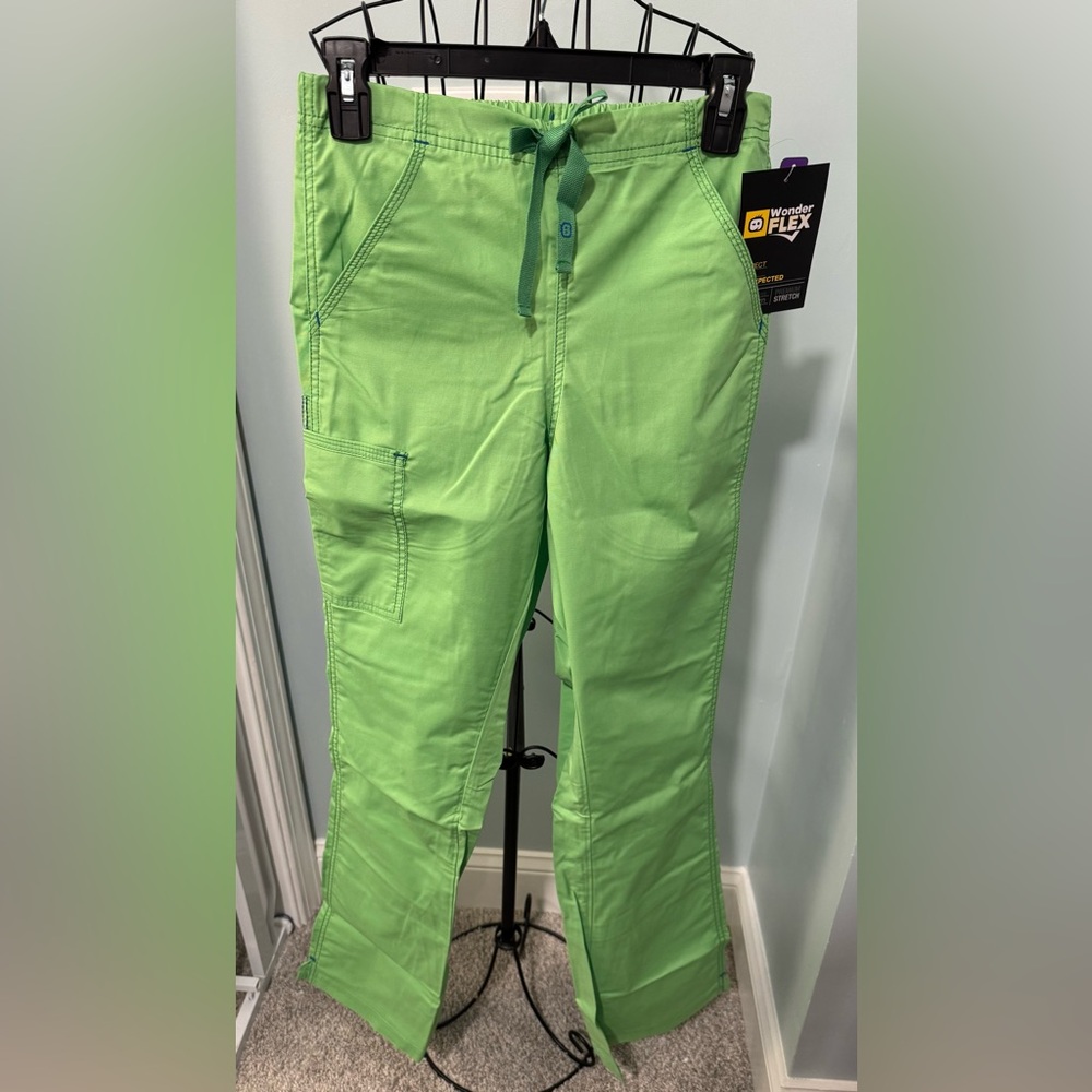 Wonder Flex wink Green Apple Women scrub bottoms XST Extra Small Tall pants XS